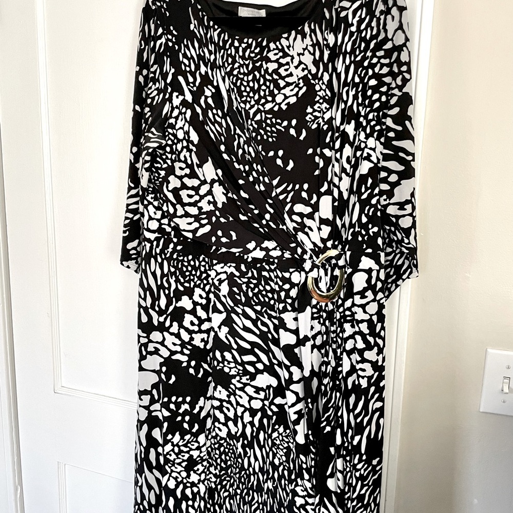 London Times Black and White Dress Animal Print size 22